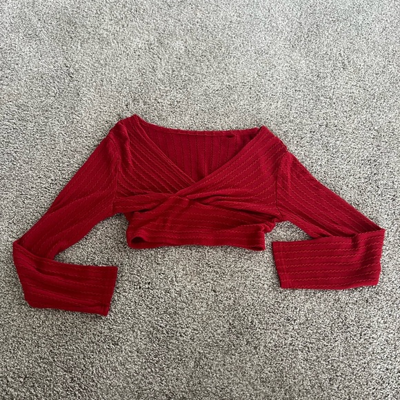 Princess Polly Top - Picture 1 of 3